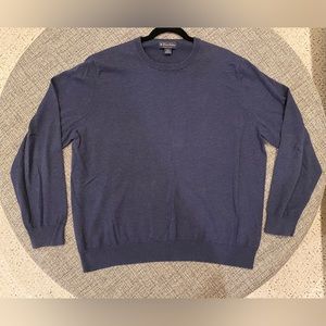 Brooks Brothers men crew neck navy blue sweater